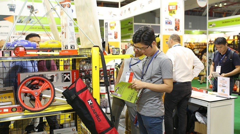 520 doanh nghiệp đến từ 20 quốc gia và vùng lãnh thổ dự Vietnam Expo lần thứ 20