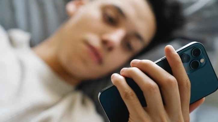 Nghiên cứu mới: Nghiện điện thoại thông minh làm giảm khả năng sáng tạo