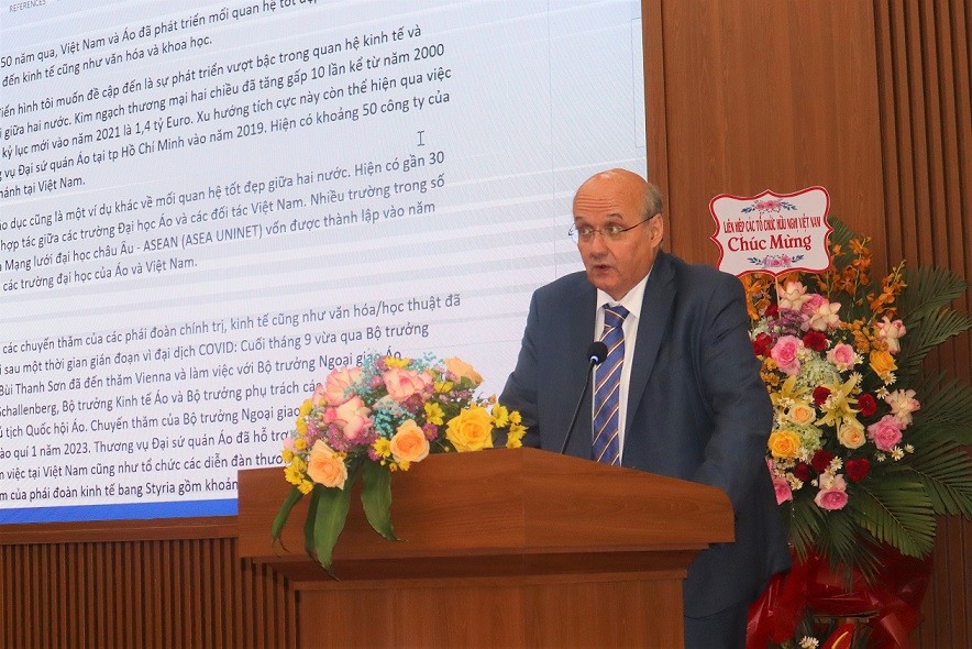 Xây dựng nhịp cầu vun đắp tình hữu nghị và hợp tác Việt Nam-Áo