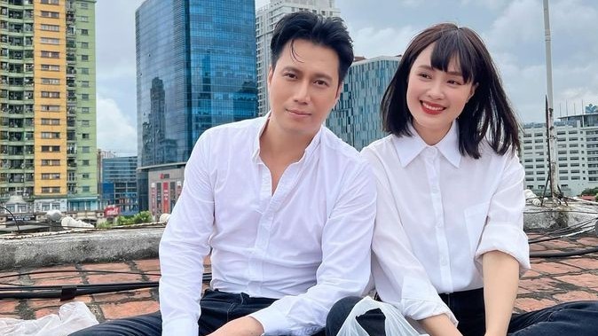 Sao Việt: MC Trịnh Lê Anh bảnh bao, Hồng Diễm đăng ảnh bên Việt Anh