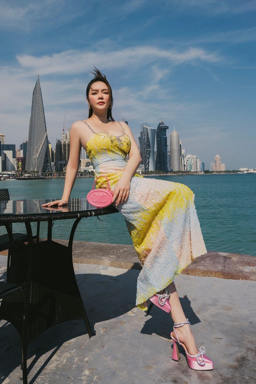 Sành điệu như Lý Nhã Kỳ