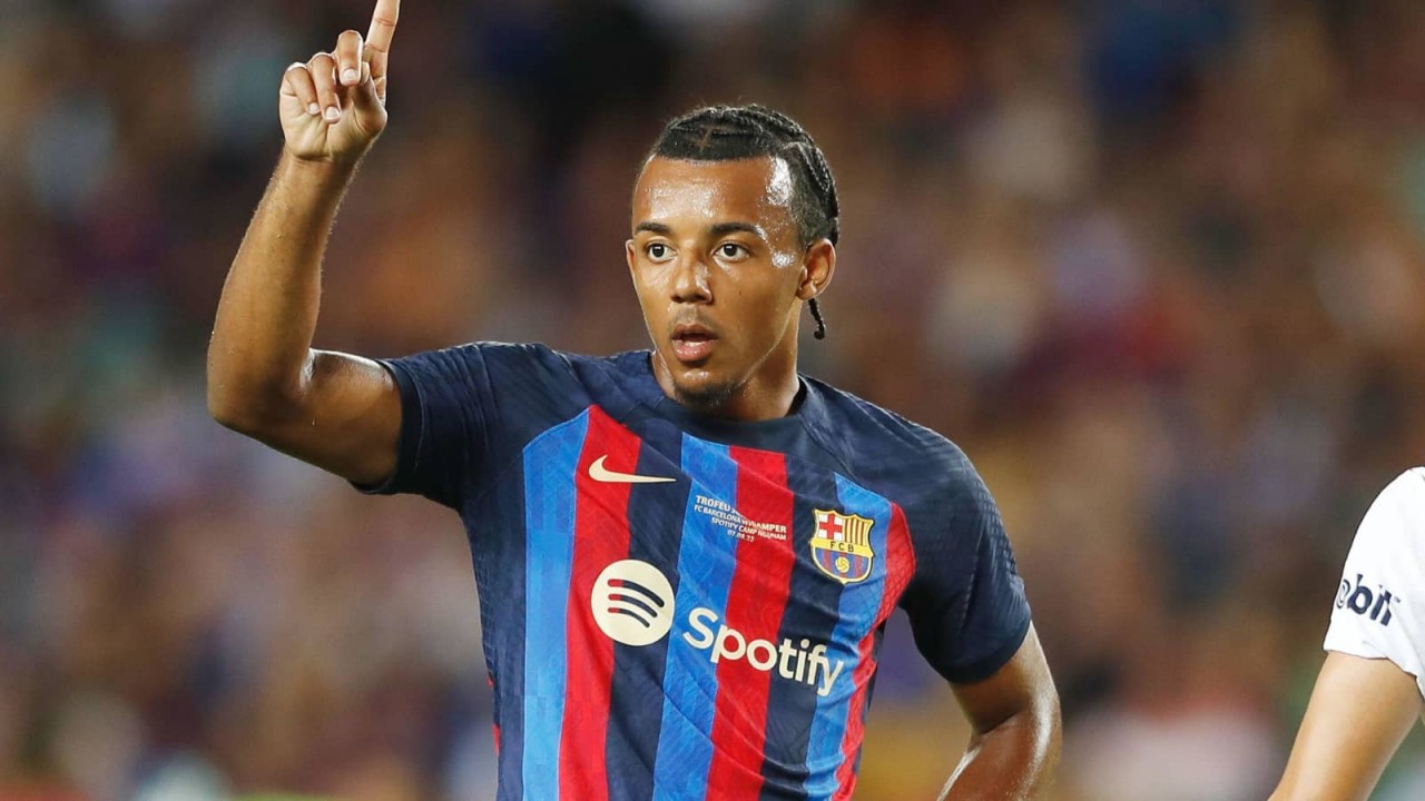 Tiểu sử Jules Kounde - cầu thủ xuất sắc nhất của bóng đá Pháp Tiểu sử Jules Kounde - cầu thủ xuất sắc nhất của bóng đá Pháp