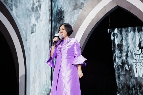 Khai mạc Tuần lễ thời trang Quốc tế Việt Nam Thu Đông 2022 tôn vinh di sản văn hóa dân tộc