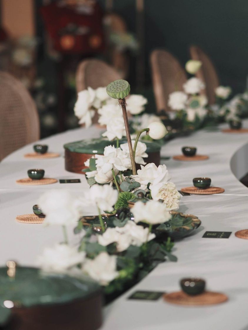 Lễ ăn hỏi đặc biệt của Hoa hậu Ngọc Hân Lễ ăn hỏi đặc biệt của Hoa hậu Ngọc Hân