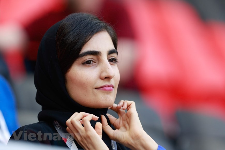 Bóng hồng xinh đẹp Bóng hồng xinh đẹp