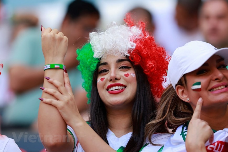 Bóng hồng xinh đẹp Bóng hồng xinh đẹp