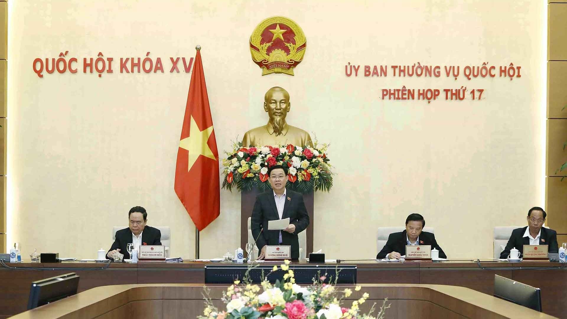 Ủy ban Thường vụ Quốc hội khai mạc phiên họp thứ 17