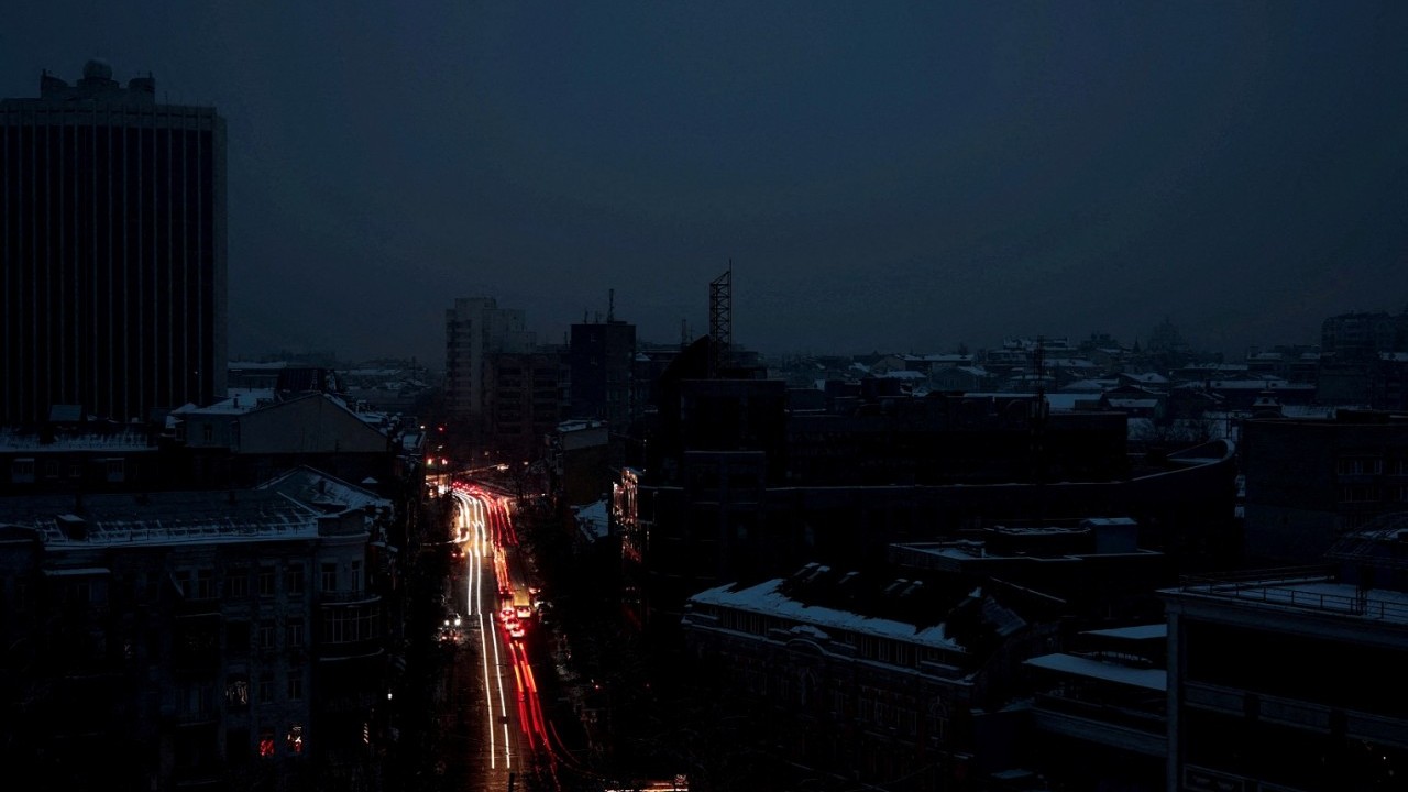 Tình hình Ukraine: Mỹ và NATO sẽ hỗ trợ Kiev qua 'mùa Đông khắc nghiệt'