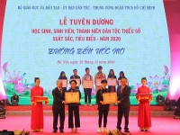 Tuyên dương 140 học sinh, sinh viên, thanh niên dân tộc thiểu số xuất sắc năm 2022