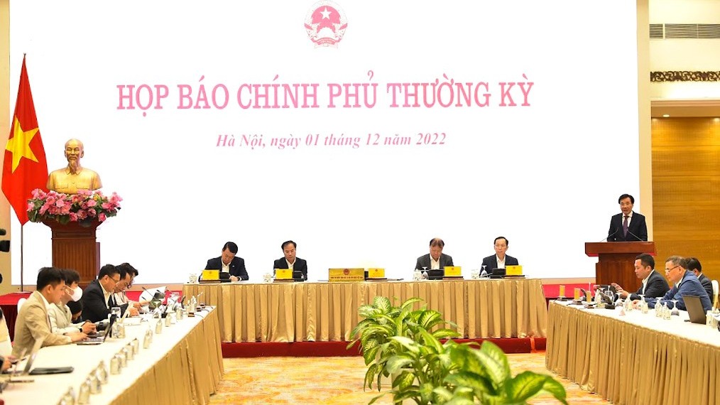 Quốc tế đánh giá kinh tế Việt Nam là điểm sáng trong 'bức tranh màu xám'