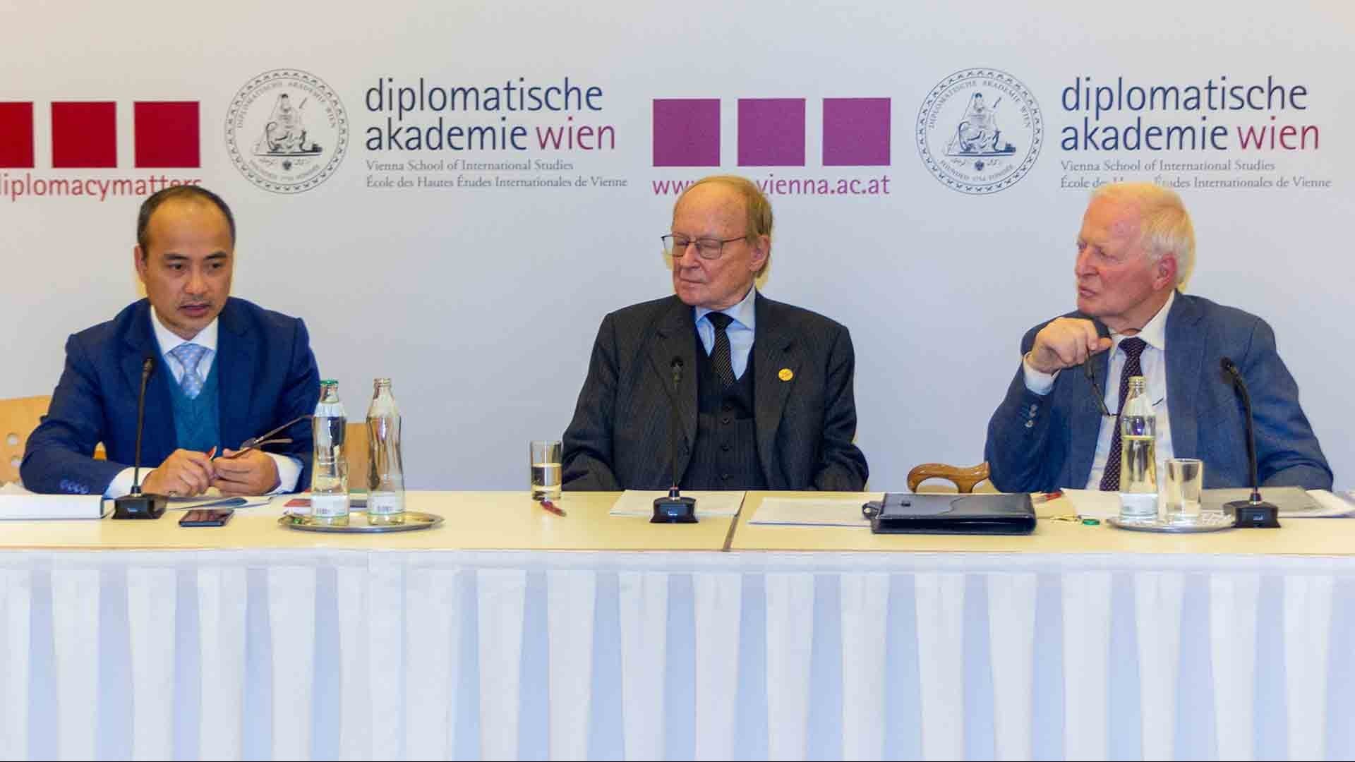 Tọa đàm kỷ niệm 50 năm quan hệ ngoại giao Việt Nam-Áo