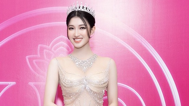 Hoa hậu Đỗ Thị Hà, Tiểu Vy xuất hiện rạng rỡ tại họp báo Chung kết Hoa hậu Việt Nam 2022