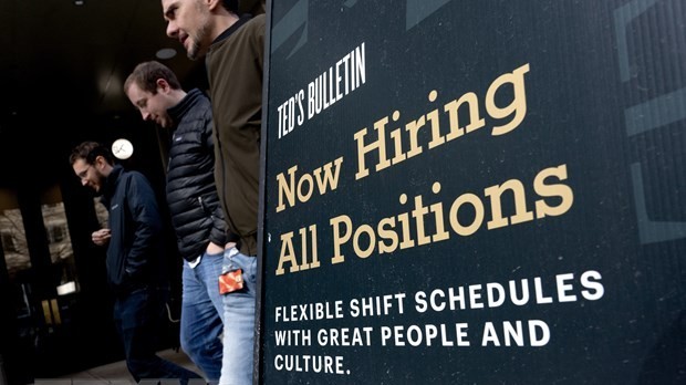 Thị trường việc làm tại Mỹ tiếp tục khởi sắc trong tháng 11