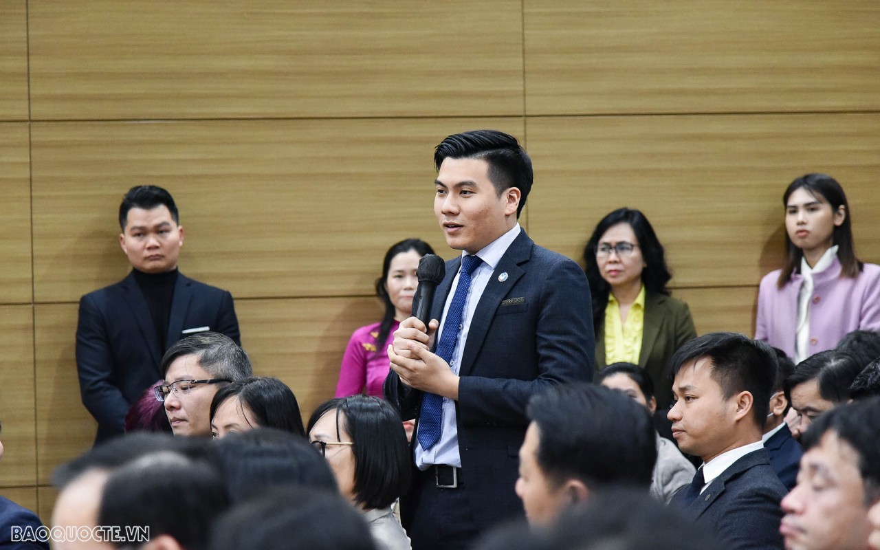 Chủ tịch nước: Cần nâng tầm trí tuệ Việt tại đất nước phát triển như Hàn Quốc