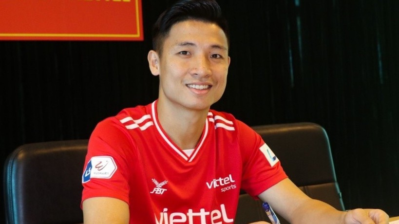 Tiểu sử trung vệ Bùi Tiến Dũng