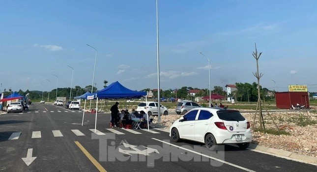 Bất động sản mới nhất: Hàng tồn tăng vọt 29%, sẽ còn giảm sâu, khi nào ‘bắt đáy’? Nhiều doanh nghiệp vi phạm chuyển đổi mục đích sử dụng đất