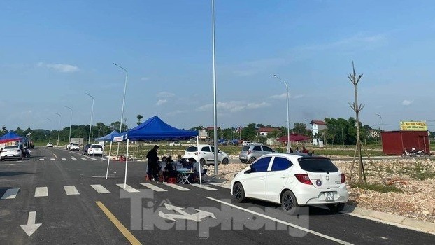 Bất động sản mới nhất: Hàng tồn tăng vọt 29%, sẽ còn giảm sâu, khi nào ‘bắt đáy’? Nhiều doanh nghiệp vi phạm chuyển đổi mục đích sử dụng đất