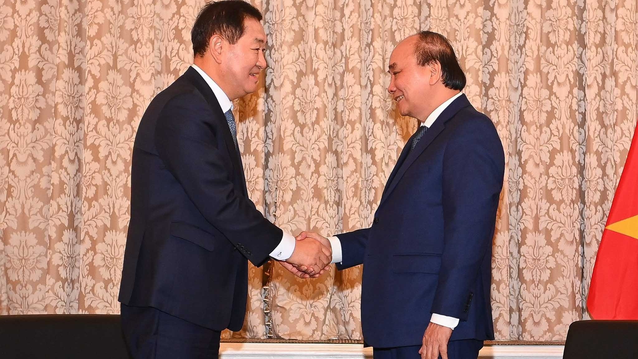 Chủ tịch nước Nguyễn Xuân Phúc hoan nghênh Samsung Electronics đầu tư, đưa Việt Nam trở thành 'cứ điểm' sản xuất