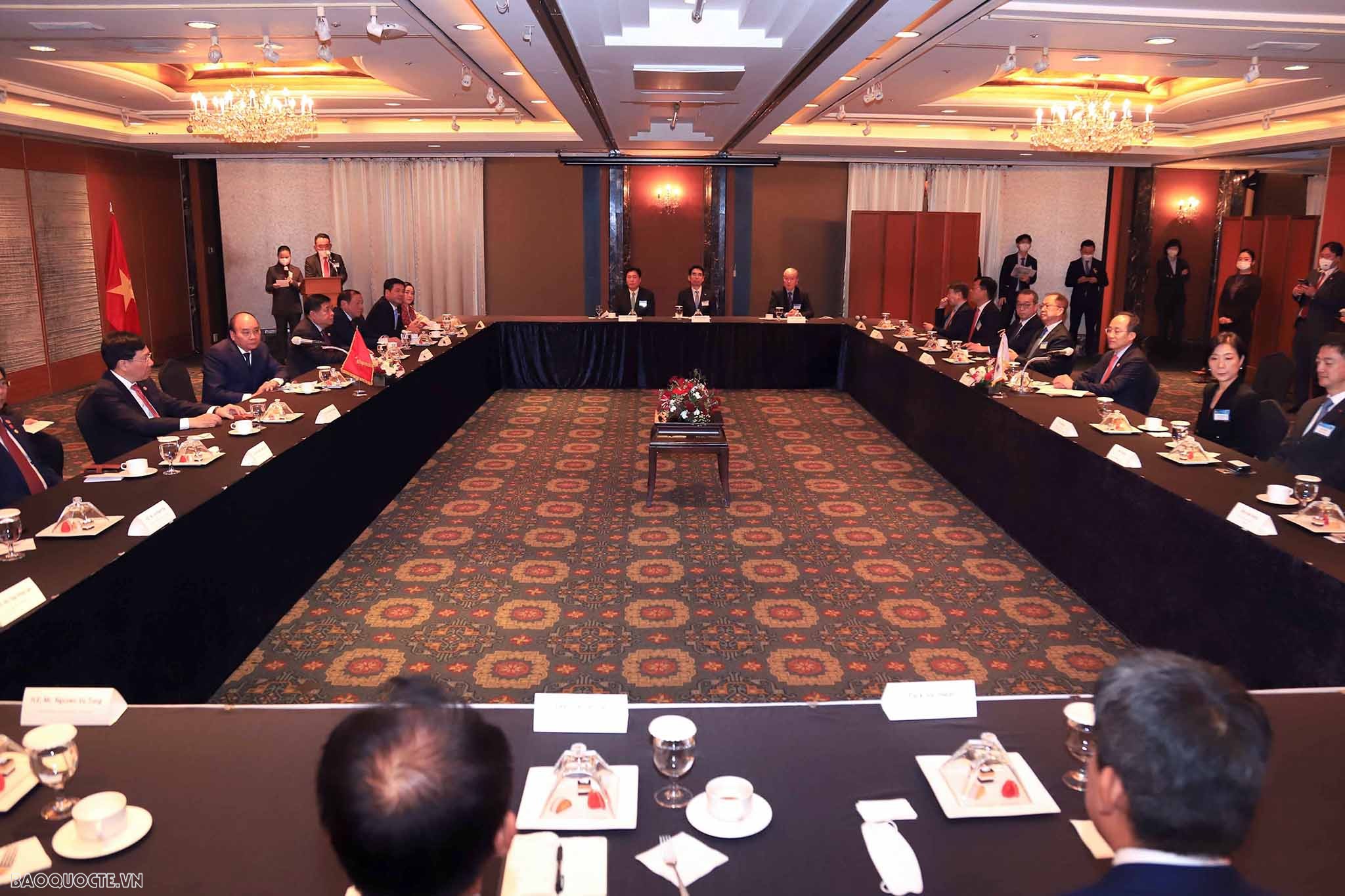 Những hình ảnh nổi bật trong chuyến thăm cấp Nhà nước Hàn Quốc của Chủ tịch nước Nguyễn Xuân Phúc