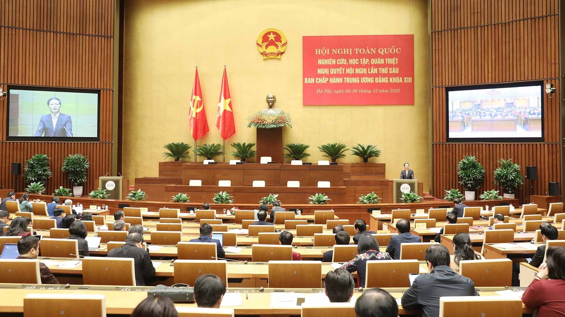 Tiếp tục đẩy mạnh công nghiệp hóa, hiện đại hóa đất nước đến năm 2030, tầm nhìn đến năm 2045