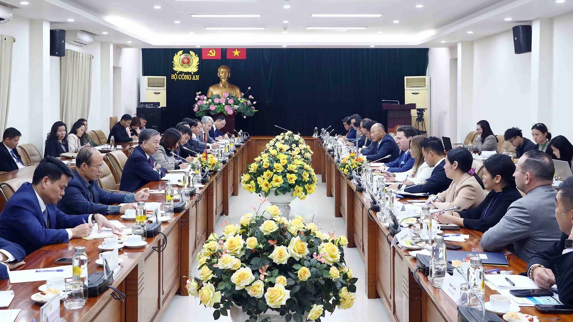 Việt Nam-Hoa Kỳ: Thúc đẩy hợp tác kinh tế, thương mại, quốc phòng, an ninh