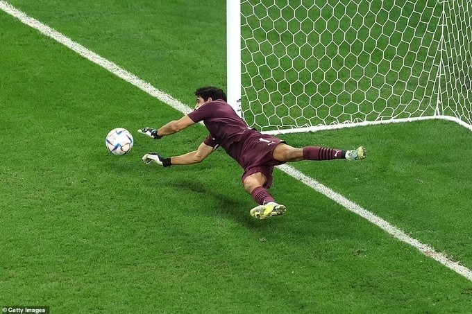 Nhan sắc Han So Hee trong veo dự sự kiện gây thương nhớ cho người hâm mộ