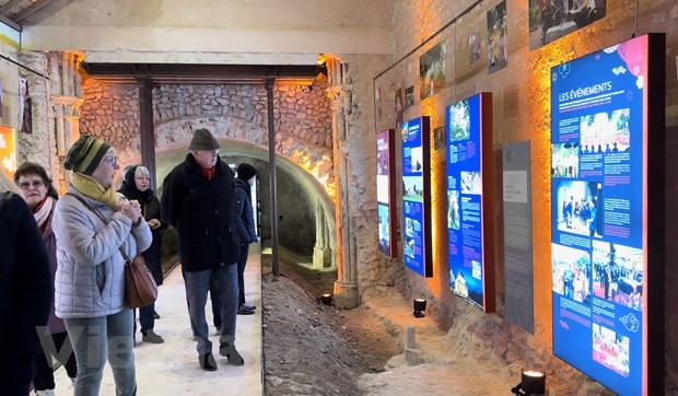 Không gian của di sản Hoàng thành Thăng Long-Hà Nội tại Pháp