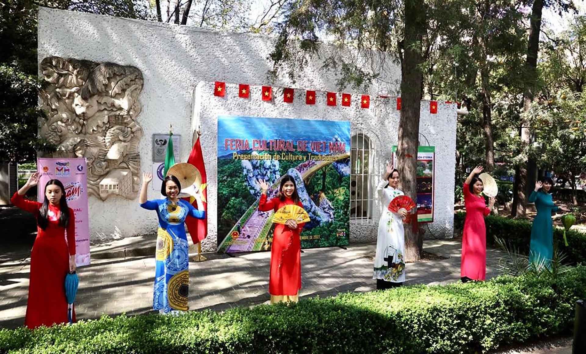 Những ngày văn hóa Việt Nam tại thủ đô Mexico