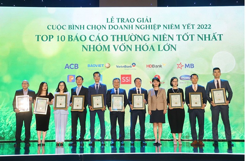 Petrolimex được vinh danh Top 10 doanh nghiệp niêm yết nhóm vốn hóa lớn có BCTN tốt nhất năm 2022