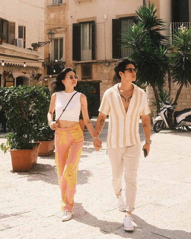 Gu thời trang ăn ý, thiên về đơn sắc của vợ chồng Ngô Thanh Vân - Huy Trần