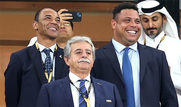 World Cup 2022: Richarlison dạy huyền thoại Ronldo 'béo' điệu nhảy bồ câu mừng ghi bàn