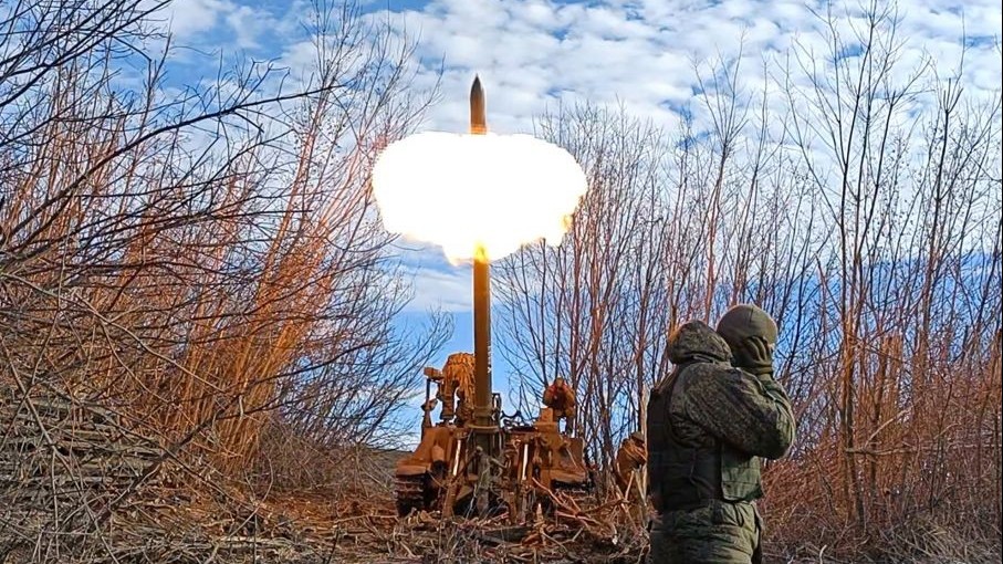 Ông Trump nói một đằng, ông Biden làm một nẻo về Ukraine, Nga khẳng định Mỹ cản trở hòa bình