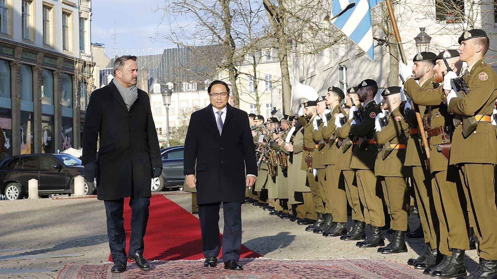 Lễ đón chính thức Thủ tướng Phạm Minh Chính thăm Đại Công quốc Luxembourg