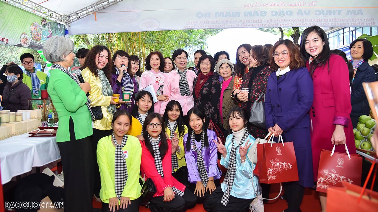 Liên hoan ẩm thực quốc tế năm 2022 - Nơi giao lưu văn hóa, sự sẻ chia đến với cộng đồng Liên hoan ẩm thực quốc tế năm 2022 - Nơi giao lưu văn hóa, sự sẻ chia đến với cộng đồng