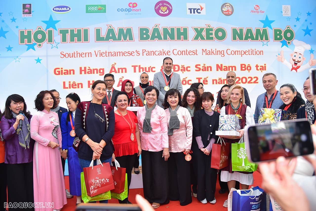 Liên hoan ẩm thực quốc tế năm 2022 - Nơi giao lưu văn hóa, sự sẻ chia đến với cộng đồng Liên hoan ẩm thực quốc tế năm 2022 - Nơi giao lưu văn hóa, sự sẻ chia đến với cộng đồng
