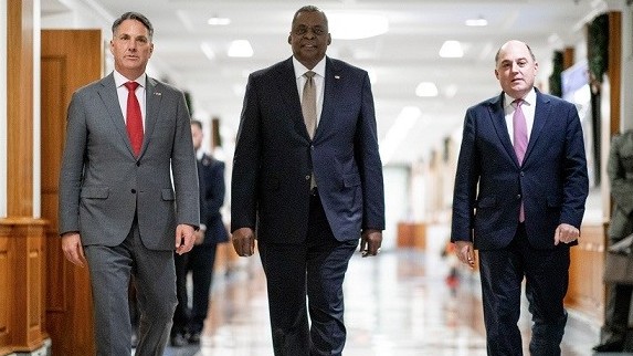 AUKUS - 'Kiềng ba chân' sẽ vững vàng hơn nếu có thêm Nhật Bản?