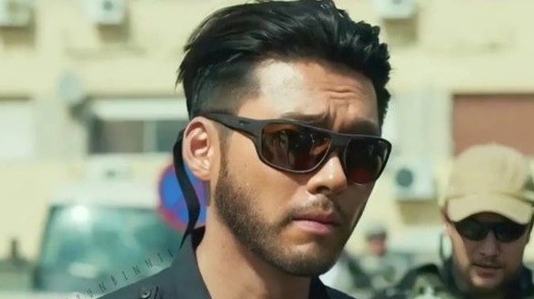 Ngoại hình tài tử Hyun Bin như trong phim mới đang quay