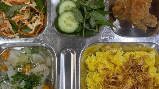 Từ thực trạng học sinh bị ngộ độc, nghĩ về niềm tin an toàn thực phẩm