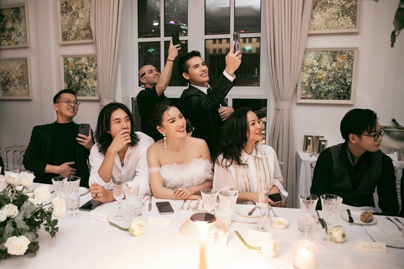 Hà Kiều Anh làm MC đám cưới hoa hậu Dương Mỹ Linh và chồng doanh nhân