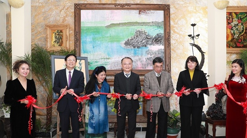 Điểm hẹn mùa Xuân của họa sĩ Văn Dương Thành