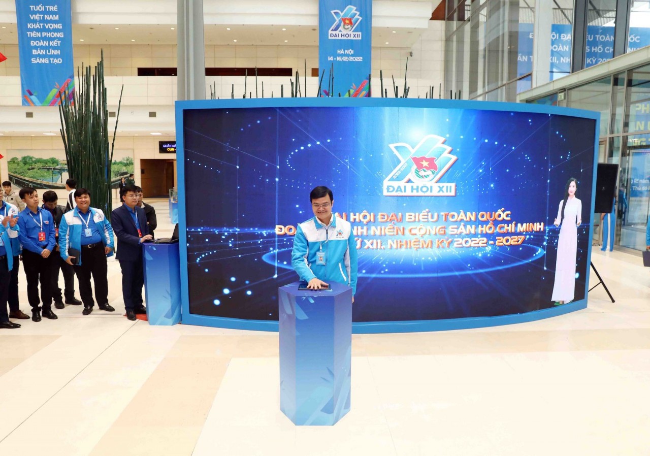Triển lãm ‘Khát vọng cống hiến – Lẽ sống thanh niên’: Lời tri ân ý nghĩa của thế hệ trẻ tại Đại hội Đoàn toàn quốc lần thứ XII