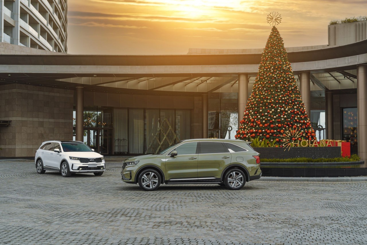 Cận cảnh, bảng giá Kia Sorento Hybrid HEV và PHEV ra mắt tại Việt Nam