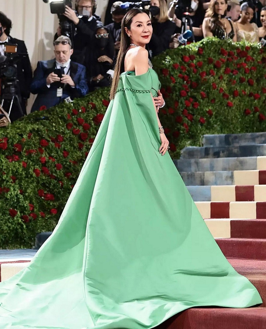 Top 10 ngôi sao nam, nữ mặc đẹp nhất thế giới năm 2023 theo bình chọn của People