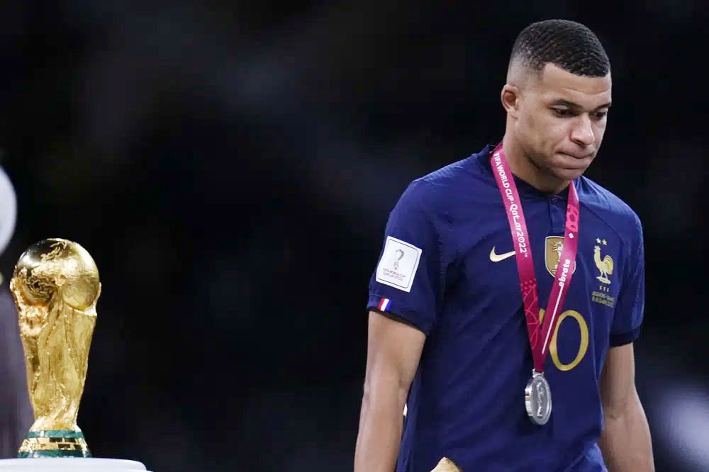 Nỗi buồn mang tên... Kylian Mbappe