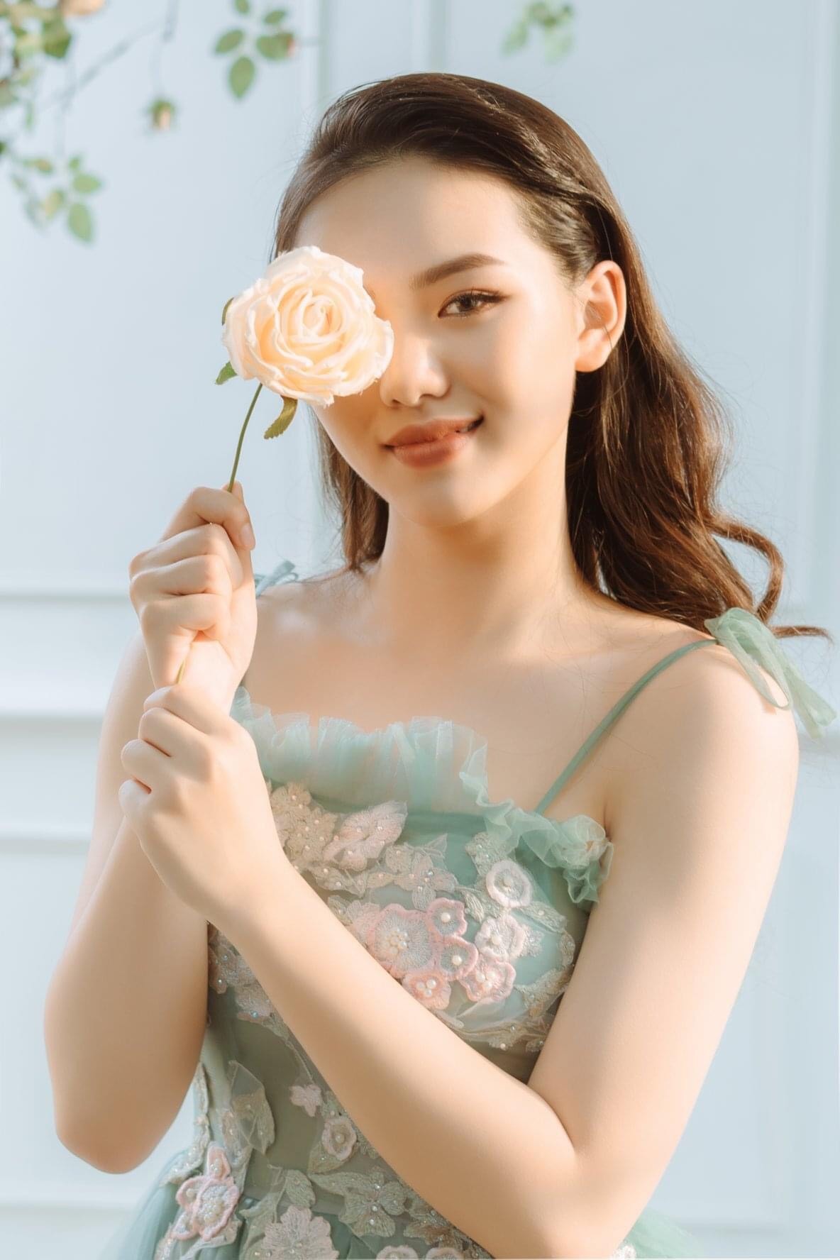 Nữ sinh 19 tuổi, đoạt 13 huy chương khiêu vũ thi Hoa hậu Việt Nam 2022 Nữ sinh 19 tuổi, đoạt 13 huy chương khiêu vũ thi Hoa hậu Việt Nam 2022