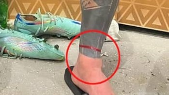 World Cup 2022: Câu chuyên về sợi dây 'bùa hộ mệnh' của Messi và đồng đội tuyển Argentina