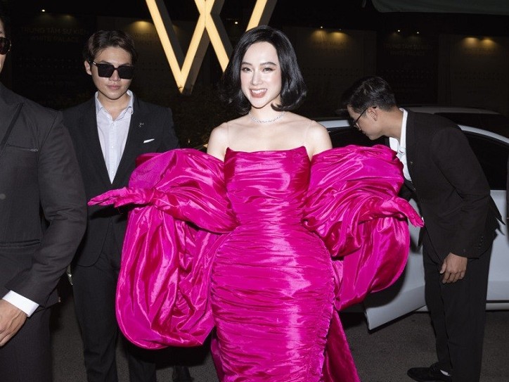Angela Phương Trinh xinh đẹp, đa phong cách trên thảm đỏ dự sự kiện
