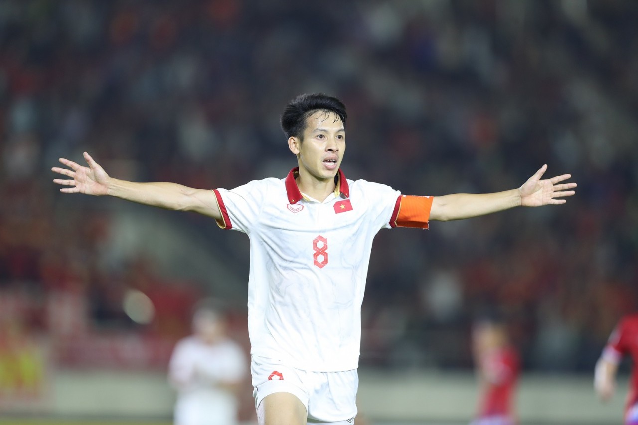 Đỗ Hùng Dũng mở tỷ số trận đấu. (Ảnh: Ngọc Linh)