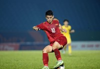 Tiểu sử tiền vệ Khuất Văn Khang