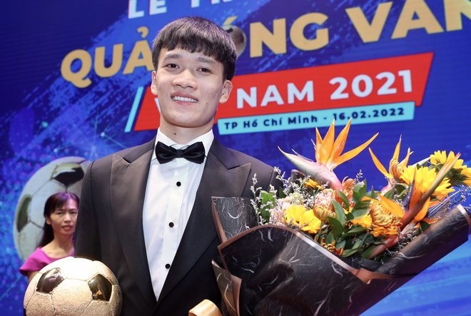 Tiểu sử tiền vệ Nguyễn Hoàng Đức